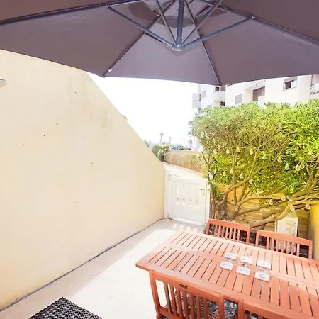 Rez De Jardin Avec Terrasse Acces Direct Plage, Clim Le Barcarès