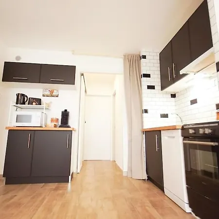 Appartamento Rez De Jardin Avec Terrasse Acces Direct Plage, Clim *