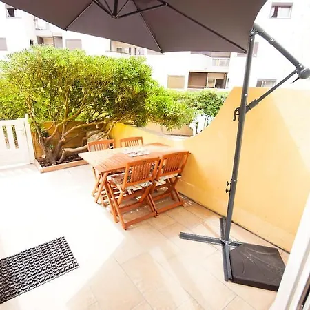 Rez De Jardin Avec Terrasse Acces Direct Plage, Clim Le Barcares