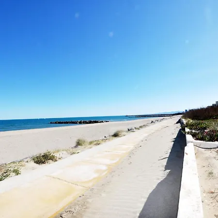 Rez De Jardin Avec Terrasse Acces Direct Plage, Clim *
